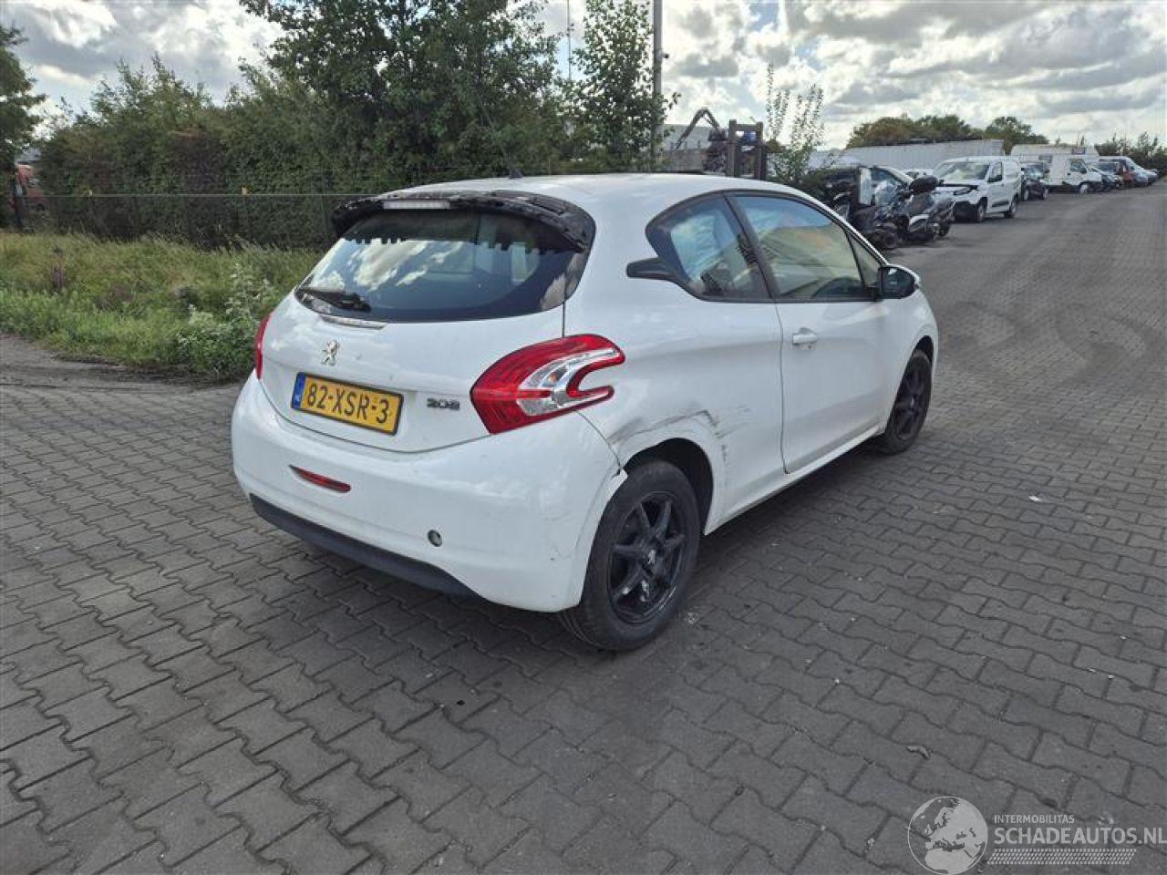 Peugeot 208 1.2 Vti