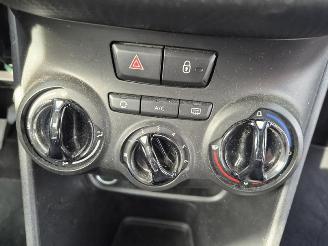 Peugeot 2008 1.2 12v picture 7