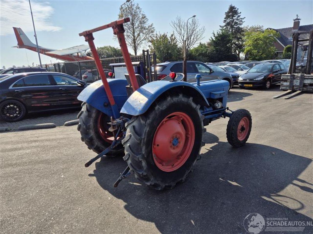Ford  Super Dexta