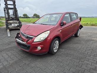 Hyundai I-20 1.4 picture 3