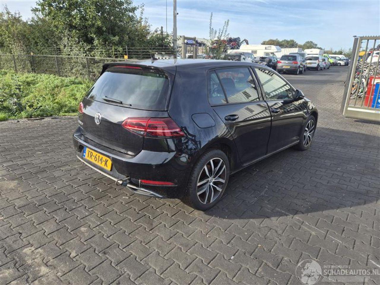 Volkswagen e-Golf 