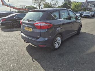krockskadad bil auto Ford C-Max 1.0 Ti ecoboost 2013/7