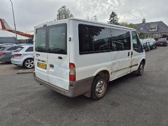 Schadeauto Ford Transit 2.2 TDCi 2009/8
