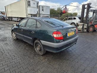 Toyota Avensis 1.6 picture 2