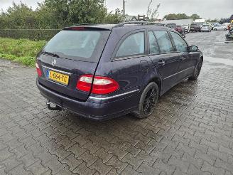 Salvage car Mercedes E-klasse E 350 4 matic Combi 2006/1