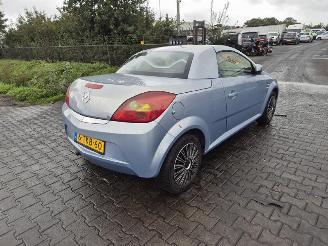 Vrakbiler auto Opel Tigra Twin Top 1.8 2008/1