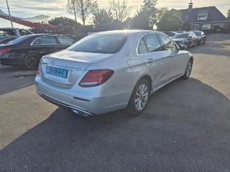 krockskadad bil auto Mercedes E-klasse 200d 2018/7