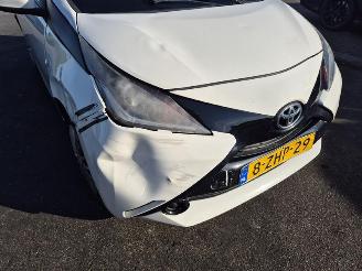 Toyota Aygo 1.0 12v picture 8