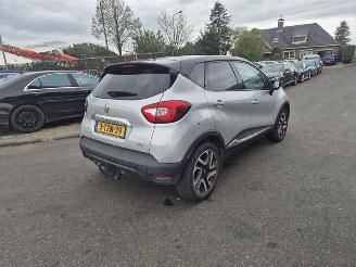 krockskadad bil auto Renault Captur 0.9 TCe 2014/6