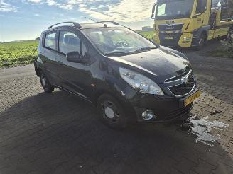 Chevrolet Spark 1.0 16v picture 4