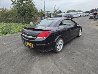 Purkuautot passenger cars Opel Astra Twin Top 1.8 2006/5