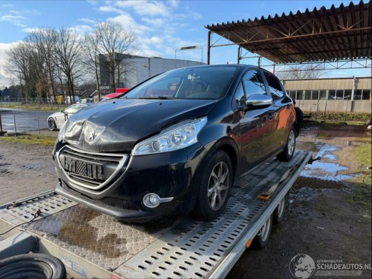 Peugeot 208 208 I (CA/CC/CK/CL), Hatchback, 2012 / 2019 1.2 Vti 12V PureTech 82