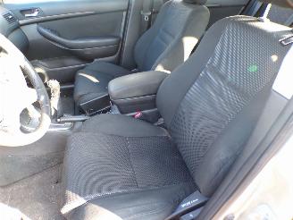 Toyota Avensis  picture 5