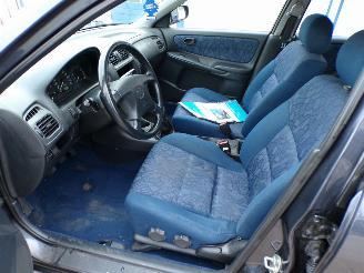 Mazda 626 1.8i-16v picture 4