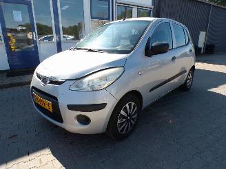 uszkodzony samochody osobowe Hyundai I-10 1.1 Active Cool 2010/1