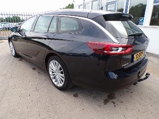 Opel Insignia SPORTS TOURER picture 2