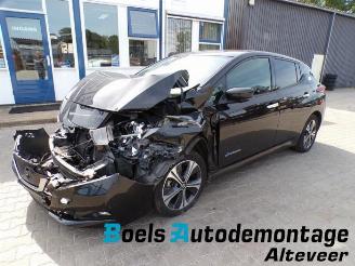 Coche siniestrado Nissan Leaf Leaf (ZE1), Hatchback, 2017 39/40kWh 2018/6