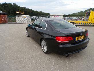 BMW 3-serie 320I coupe picture 3