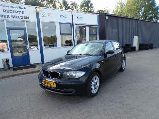uszkodzony samochody osobowe BMW 1-serie 116i Business Line 2009/3