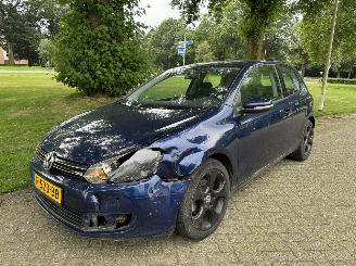 Voiture accidenté Volkswagen Golf  2009/1