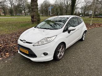 Damaged car Ford Fiesta  2011/1