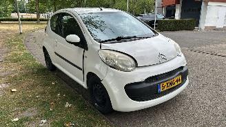 Auto incidentate Citroën C1 50 kW (68 PK)  998 cc. 2008/1