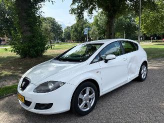 Auto incidentate Seat Leon 75 kW (102 PK)  1595 cc. 2008/1