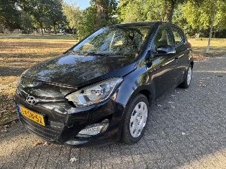  Hyundai I-20  2015/1