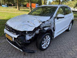 skadebil auto Volkswagen Tiguan 1.4 2017/1
