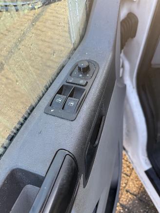 Volkswagen Transporter  picture 9