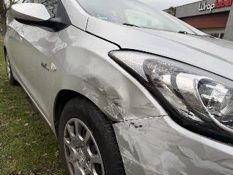 Hyundai I-30  picture 11