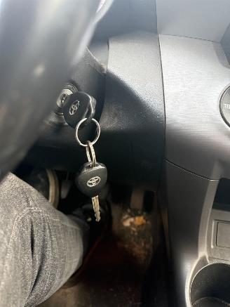 Toyota Rav-4  picture 17