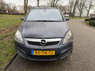 Opel Zafira  picture 8