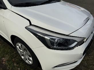Hyundai I-20  picture 13