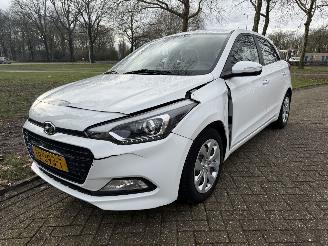 krockskadad bil auto Hyundai I-20  2018/1