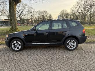 BMW X3  picture 2