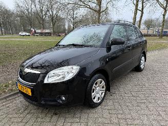 krockskadad bil auto Skoda Fabia  2008/1