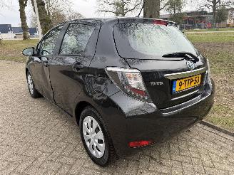 Toyota Yaris  picture 3