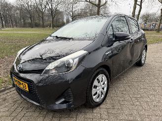 uszkodzony samochody osobowe Toyota Yaris  2014/1