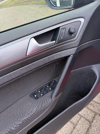 Volkswagen Golf  picture 10