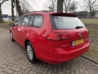 Volkswagen Golf  picture 3