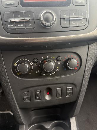 Dacia Sandero  picture 15