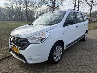 Vaurioauto  passenger cars Dacia Lodgy  2018/1