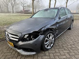 krockskadad bil auto Mercedes C-klasse 350 e 2015/1