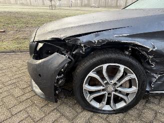 Mercedes C-klasse 350 e picture 12