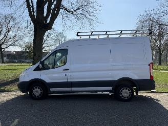 Ford Transit  picture 2