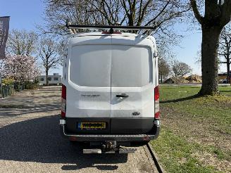 Ford Transit  picture 4