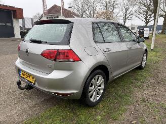 Volkswagen Golf  picture 5