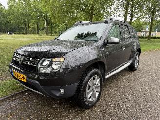 Voiture accidenté Dacia Duster  2017/1