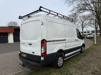 Ford Transit  picture 5